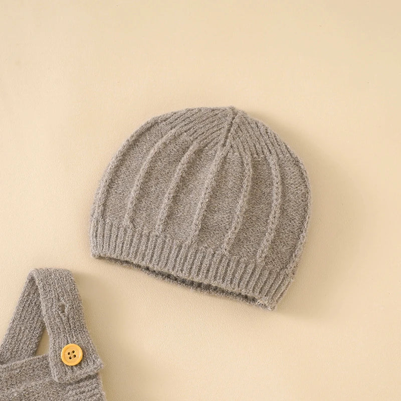 Hängselbyxor + Mössa